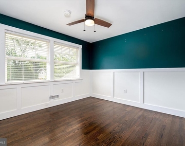 102 Sycamore Road - Photo Thumbnail 12
