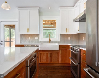 102 Sycamore Road - Photo Thumbnail 10