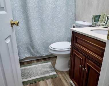 912 Barnaby Street Se - Photo Thumbnail 15