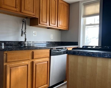 912 Barnaby Street Se - Photo Thumbnail 22