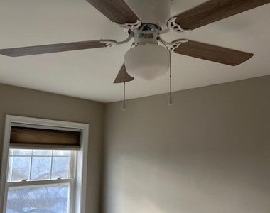 912 Barnaby Street Se - Photo Thumbnail 29