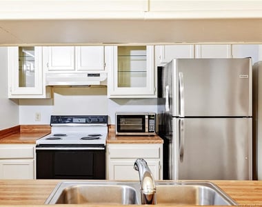 4607 Hoe Court - Photo Thumbnail 10