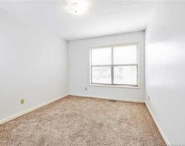 4607 Hoe Court - Photo Thumbnail 17