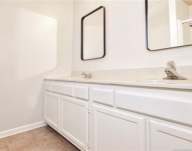 4607 Hoe Court - Photo Thumbnail 25