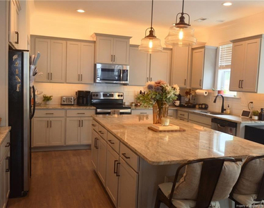 486 Falls Creek Drive - Photo Thumbnail 8