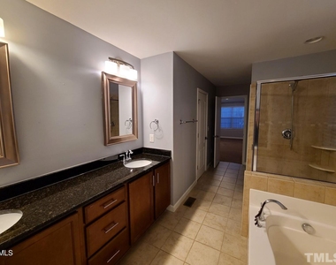 614 Rose Laurel Court - Photo Thumbnail 9