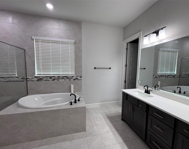 713 Coppell Ct - Photo Thumbnail 21