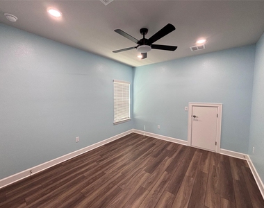 713 Coppell Ct - Photo Thumbnail 13