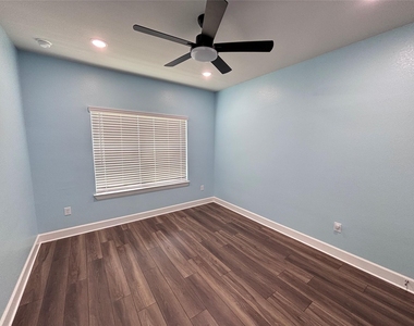 713 Coppell Ct - Photo Thumbnail 11