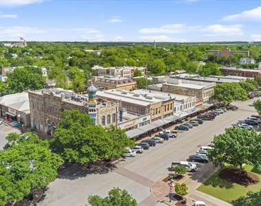 804 Ash St - Photo Thumbnail 24