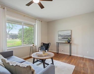 804 Ash St - Photo Thumbnail 34