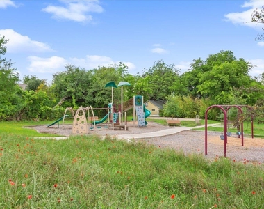 804 Ash St - Photo Thumbnail 25