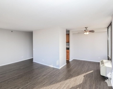 4334 N Hazel - Photo Thumbnail 12