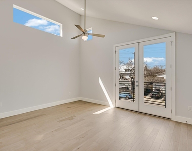 1131 Mason Ave - Photo Thumbnail 10
