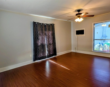 1108 Marlton St - Photo Thumbnail 2