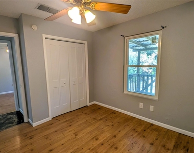 1108 Marlton St - Photo Thumbnail 14