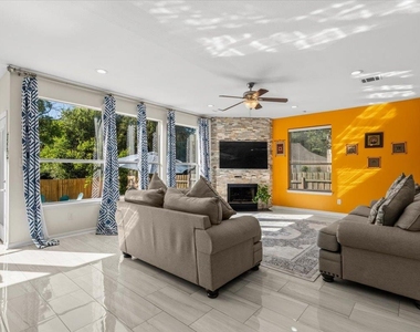 8503 Delavan Ave - Photo Thumbnail 1