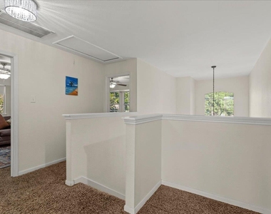 8503 Delavan Ave - Photo Thumbnail 24