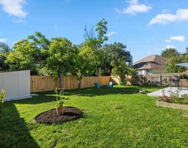 8503 Delavan Ave - Photo Thumbnail 37