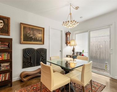 1706 Royal Hill Dr - Photo Thumbnail 11