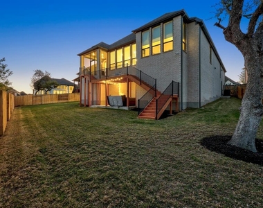212 Texas Bluebonnet Trl - Photo Thumbnail 30