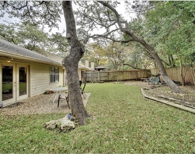 9518 Topridge Dr - Photo Thumbnail 28