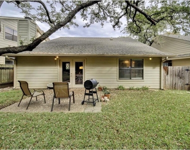 9518 Topridge Dr - Photo Thumbnail 30
