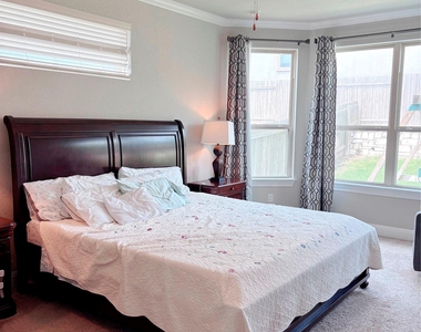 5408 La Canada Way - Photo Thumbnail 17