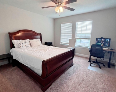 5408 La Canada Way - Photo Thumbnail 29