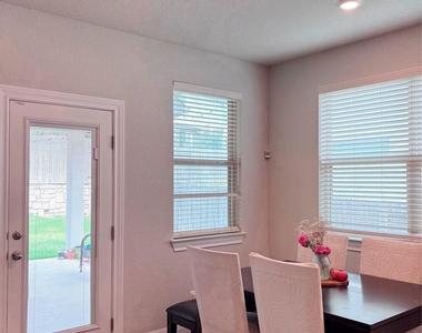 5408 La Canada Way - Photo Thumbnail 10
