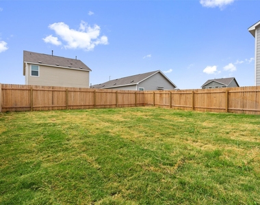 520 Gabbro Gdns - Photo Thumbnail 22