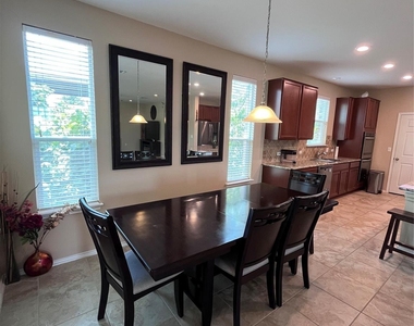 12425 Calibri Ln - Photo Thumbnail 6