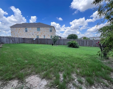 12425 Calibri Ln - Photo Thumbnail 22