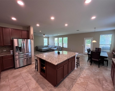 12425 Calibri Ln - Photo Thumbnail 7