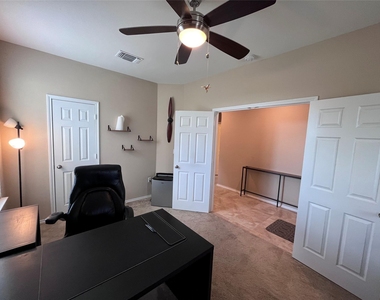12425 Calibri Ln - Photo Thumbnail 2