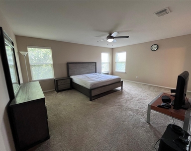 12425 Calibri Ln - Photo Thumbnail 12