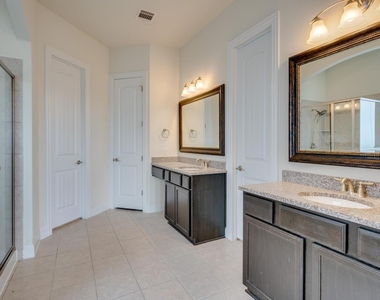 845 Richardson Ln - Photo Thumbnail 20