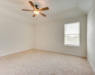 845 Richardson Ln - Photo Thumbnail 33