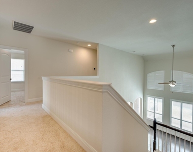 845 Richardson Ln - Photo Thumbnail 24