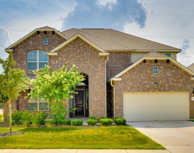 845 Richardson Ln - Photo Thumbnail 1