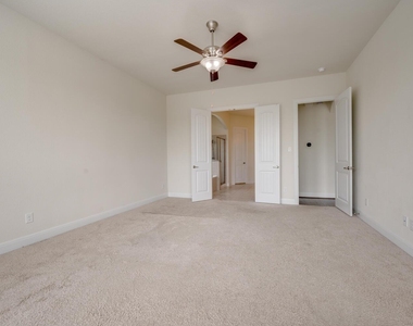 845 Richardson Ln - Photo Thumbnail 19