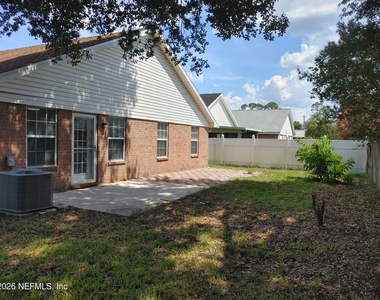 7548 Cliff Cottage Drive - Photo Thumbnail 15
