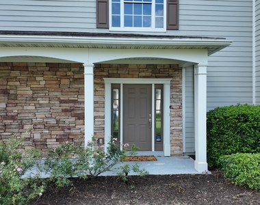 11015 Castlemain Circle E - Photo Thumbnail 5