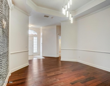 2569 Scott Mill Drive S - Photo Thumbnail 8