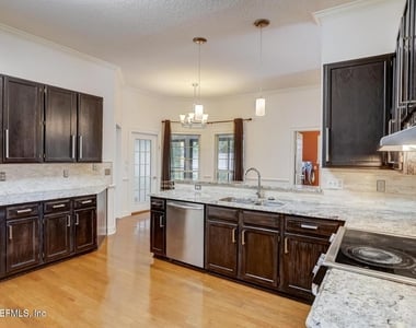 2569 Scott Mill Drive S - Photo Thumbnail 16