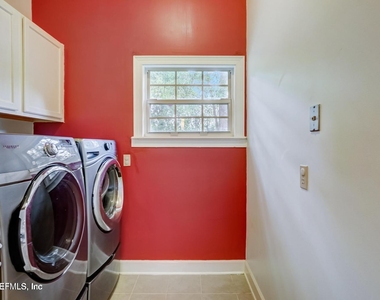 2569 Scott Mill Drive S - Photo Thumbnail 17