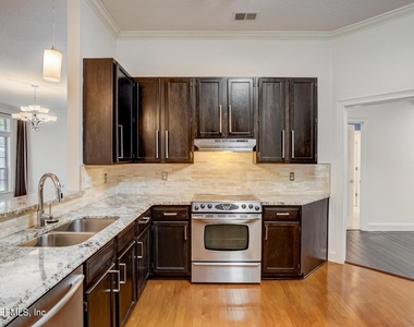 2569 Scott Mill Drive S - Photo Thumbnail 15