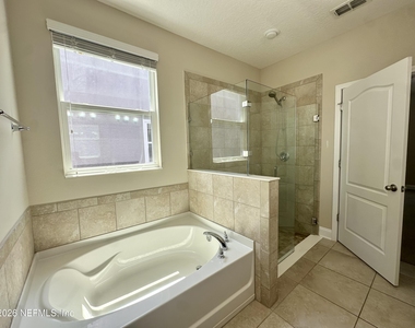 481 Shetland Drive - Photo Thumbnail 14