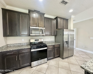 481 Shetland Drive - Photo Thumbnail 5