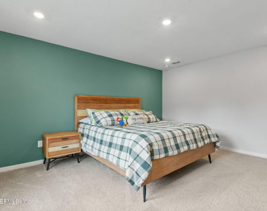 14753 Cashew Avenue - Photo Thumbnail 17